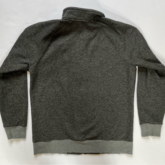 The North Face Men’s Medium Gray Fleece Full Zip Jacket with Shoulder Patch Logo - Picture 11 of 12